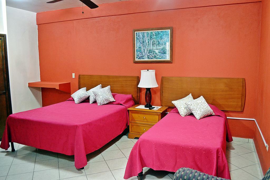 Hotel Marina Del Sol La Paz B.C.S 객실 사진