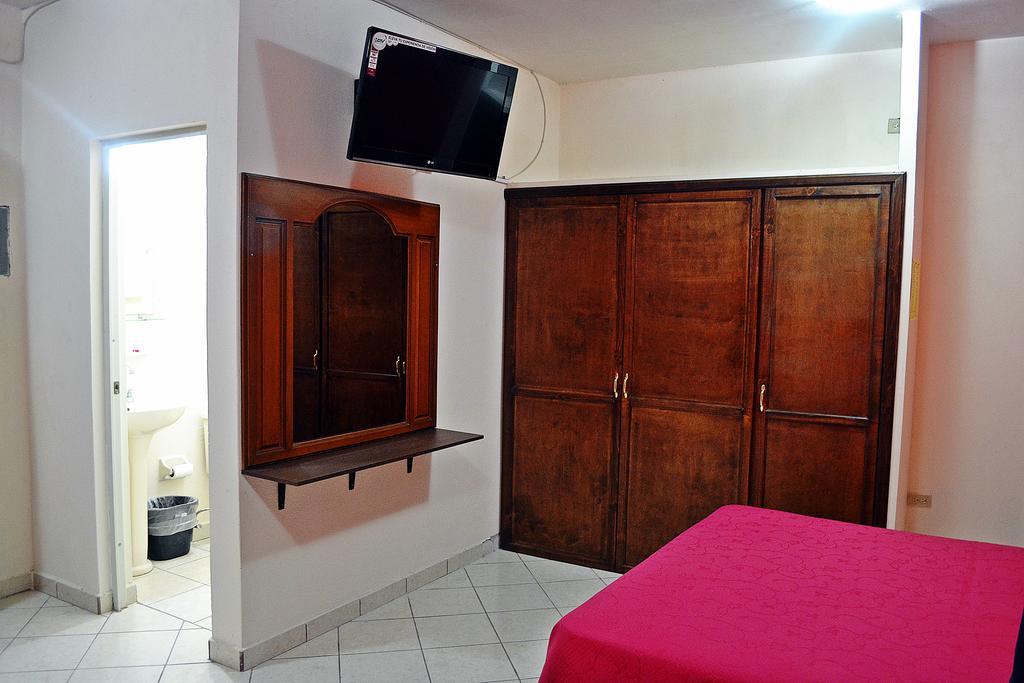 Hotel Marina Del Sol La Paz B.C.S 객실 사진